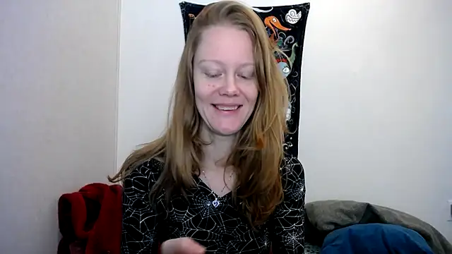 naughtyfox89 online show from 10/17/25, 04:31