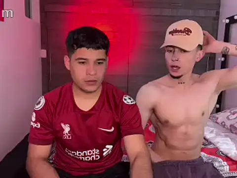 strongManLatino online show from 03/05/26, 03:13