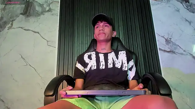 milo crave online show from 10/01/25, 12:44