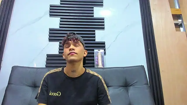 milo crave online show from 10/07/25, 12:57