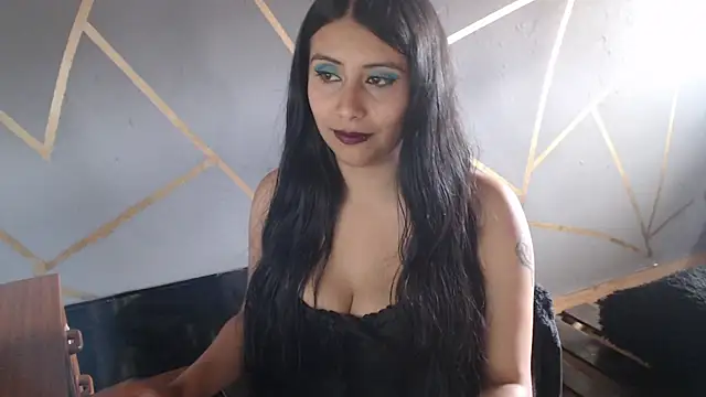 Snapshot of SexyDolly777 chatting on 02/11/26, 08:14 SexyDolly777 online show from 02/11/26, 08:14