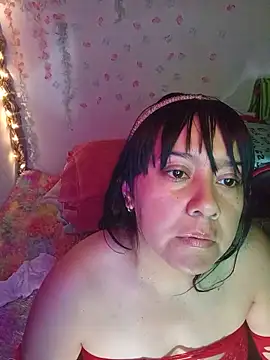 Snapshot of linda_swett chatting on 05/23/26, 10:08 linda swett online show from 05/23/26, 10:08