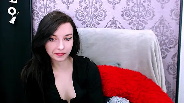 DominantLuna online show from 03/31/26, 04:51