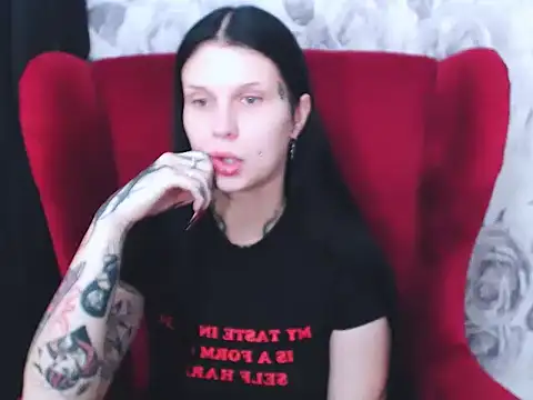 VenomDoll online show from 10/23/25, 07:12