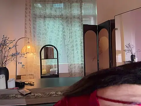 xiaowan x online show from 11/05/25, 07:52