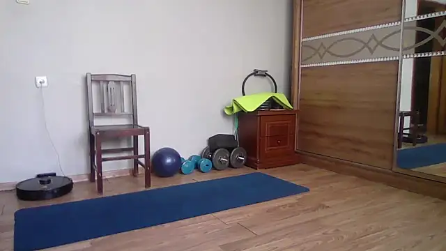 Snapshot of flexiblemann chatting on 05/18/26, 10:54 flexiblemann online show from 05/18/26, 10:54