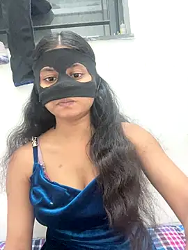 Snapshot of sexy-riya43 chatting on 10/18/25, 03:46 sexy-riya43 online show from 10/18/25, 03:46
