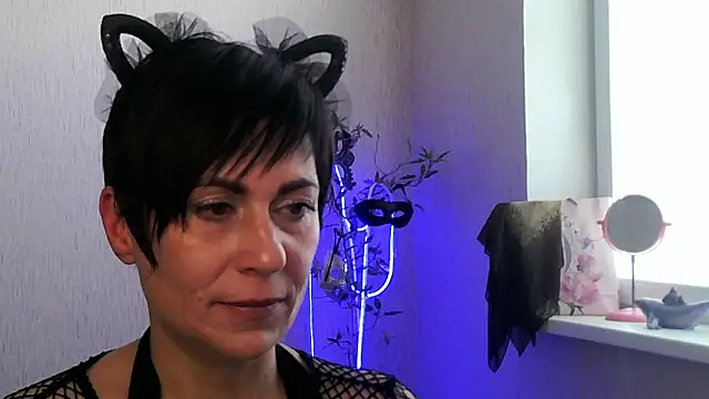 Ashley Brookss online show from 11/15/25, 11:18