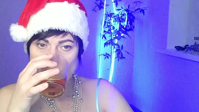 Ashley Brookss online show from 12/19/25, 07:21