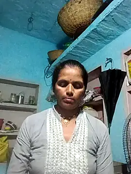 Mohni cute online show from 10/12/25, 11:15