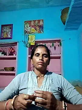 Mohni cute online show from 10/24/25, 12:12