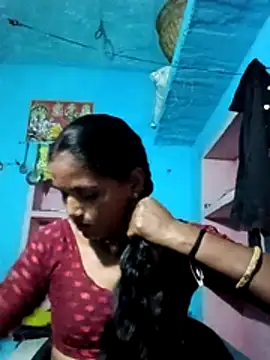 Mohni cute online show from 11/19/25, 12:43