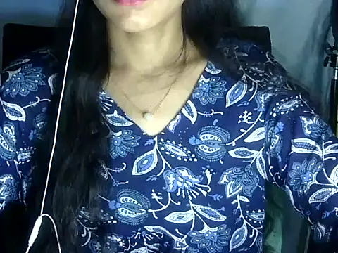 Snapshot of Shazi_1 chatting on 06/09/26, 03:12 Shazi 1 online show from 06/09/26, 03:12