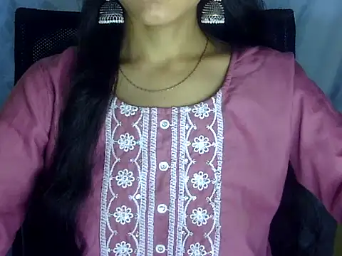 Snapshot of Shazi_1 chatting on 07/19/26, 02:54 Shazi 1 online show from 07/19/26, 02:54