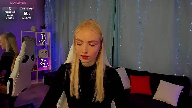 TessaGrays online show from 11/04/25, 10:25