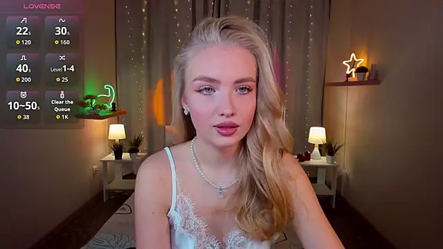 Snapshot of TessaGrays chatting on 01/16/26, 09:46 TessaGrays online show from 01/16/26, 09:46