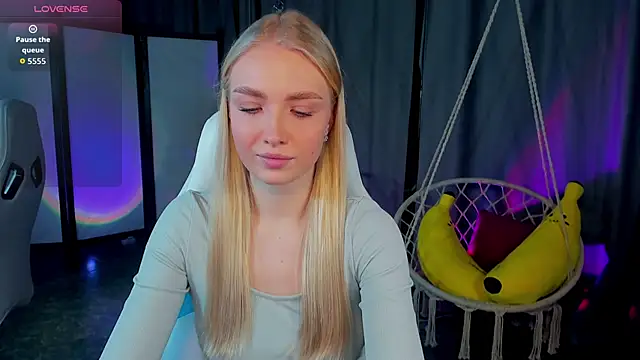 Snapshot of TessaGrays chatting on 02/01/26, 10:25 TessaGrays online show from 02/01/26, 10:25