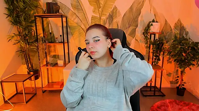 MarcelineChi online show from 11/06/25, 06:03