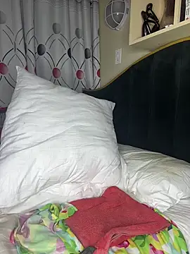 CynnxxxBarb online show from 12/19/25, 02:40