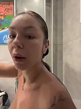 MiraLuna online show from 10/28/25, 08:29