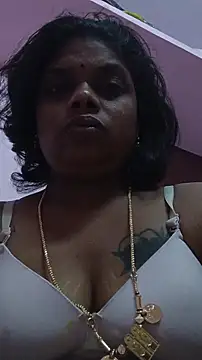 Kanneeswari online show from 11/24/25, 11:48