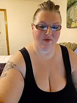 Snapshot of Budd_Bunney chatting on 10/15/25, 07:14 Budd Bunney online show from 10/15/25, 07:14