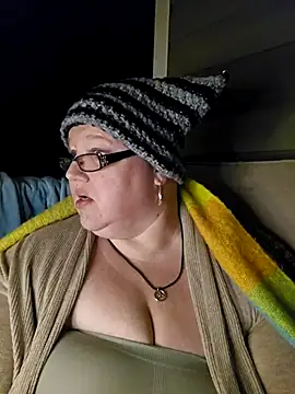 Snapshot of Budd_Bunney chatting on 10/25/25, 01:13 Budd Bunney online show from 10/25/25, 01:13