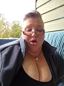 Snapshot of Budd_Bunney chatting on 10/26/25, 08:04 Budd Bunney online show from 10/26/25, 08:04