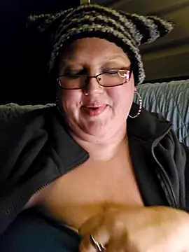 Snapshot of Budd_Bunney chatting on 10/28/25, 12:14 Budd Bunney online show from 10/28/25, 12:14