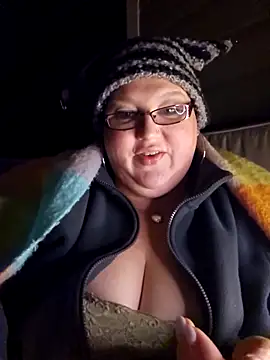 Snapshot of Budd_Bunney chatting on 10/29/25, 12:46 Budd Bunney online show from 10/29/25, 12:46