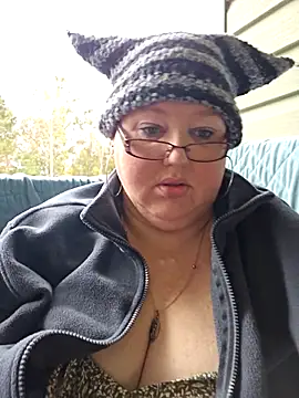 Snapshot of Budd_Bunney chatting on 10/30/25, 06:41 Budd Bunney online show from 10/30/25, 06:41