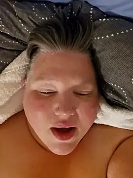 Snapshot of Budd_Bunney chatting on 11/14/25, 05:00 Budd Bunney online show from 11/14/25, 05:00