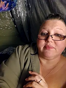 Snapshot of Budd_Bunney chatting on 12/04/25, 11:57 Budd Bunney online show from 12/04/25, 11:57