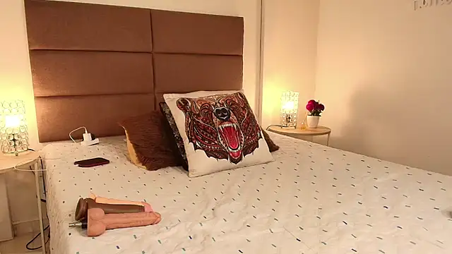 NatashaTaylor online show from 06/11/26, 01:09
