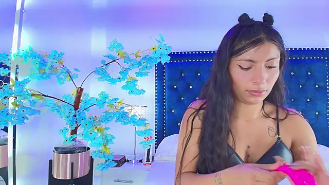 Gabriela milani online show from 03/02/26, 07:10