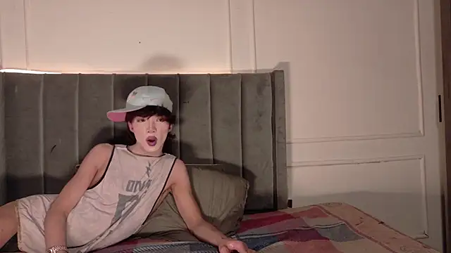 luxuryheaven 8 online show from 02/21/26, 08:21