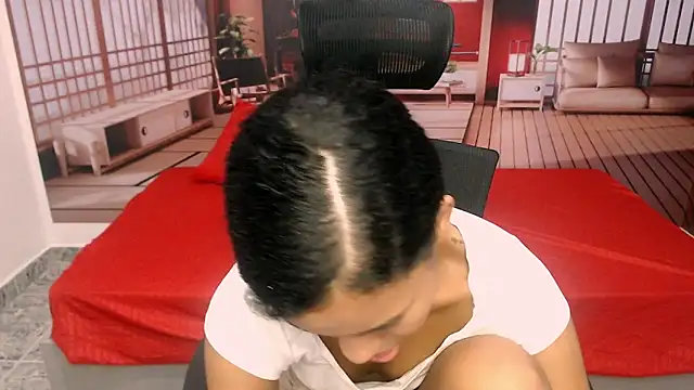 Snapshot of Tainara_ebony chatting on 10/12/25, 07:02 Tainara ebony online show from 10/12/25, 07:02