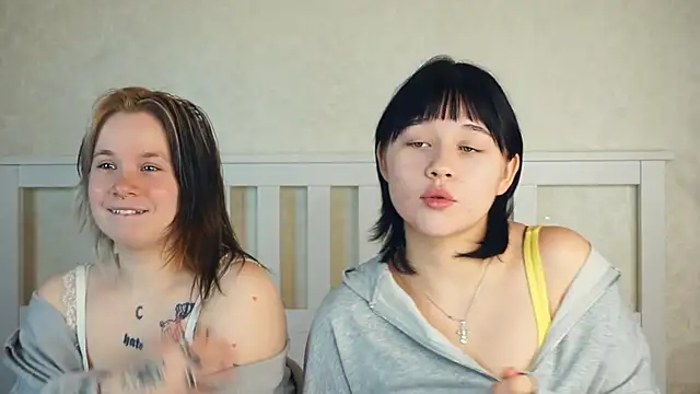 EviaVanveen online show from 11/14/25, 08:24