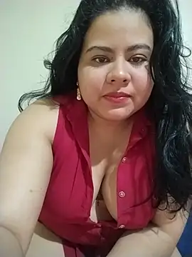 Snapshot of Tania_cruz_ chatting on 07/12/26, 08:11 Tania cruz online show from 07/12/26, 08:11