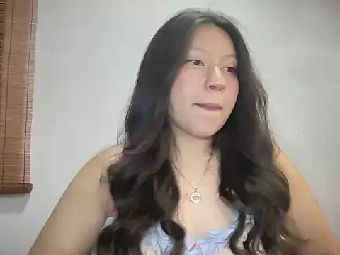 Rachel James   online show from 11/14/25, 11:24