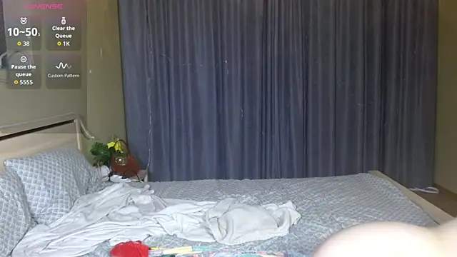 cutieblush online show from 11/19/25, 09:59