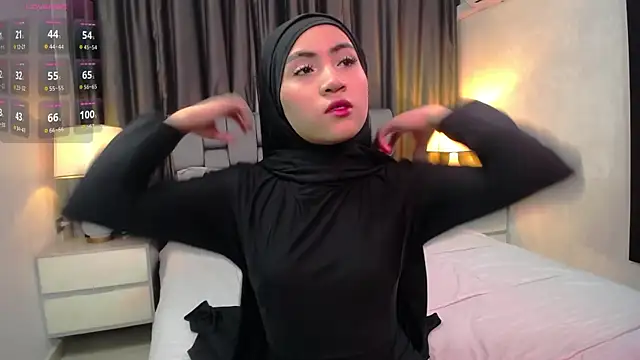 Neesha   online show from 10/06/25, 08:50