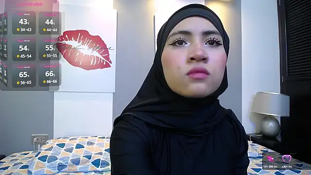 Neesha   online show from 10/25/25, 08:25