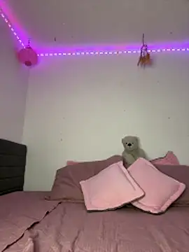 saramooon online show from 04/08/26, 02:50