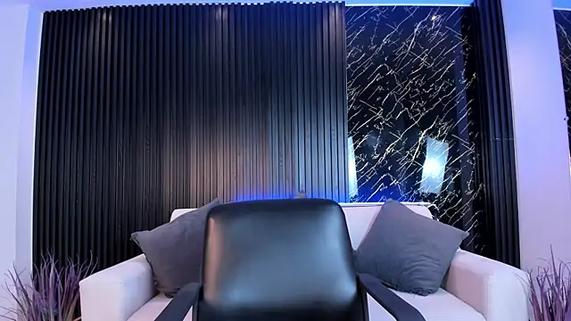 VenusCooper online show from 11/24/25, 06:51