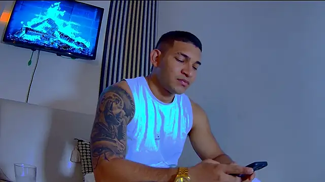 venedic bull online show from 12/21/25, 04:41