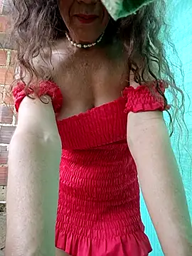 Dirty-Divorced-mother7 online show from 11/03/25, 02:18