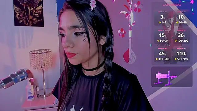 susi hot13 online show from 12/15/25, 08:46