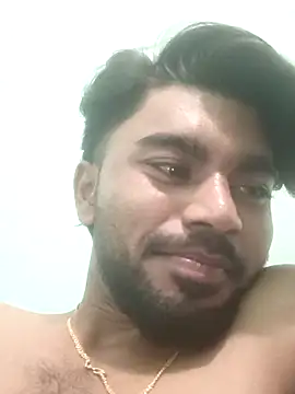 Snapshot of Hotraj24 chatting on 05/18/26, 08:47 Hotraj24 online show from 05/18/26, 08:47