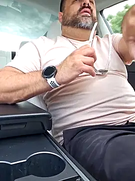 Roddog18 online show from 02/05/26, 06:23